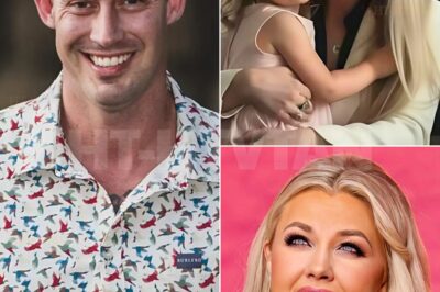 ch2 . 1 BILLION VIEWS! — The Very First Episode of The Charlie Kirk Show Featuring Johnny Joey Jones and Erika Kirk Has Officially Become a Worldwide Sensation  READ MORE:  Fans are calling it “groundbreaking,” while industry insiders warn, “This is just the beginning — it’s about to break every record in the book.”  In an unprecedented achievement, the debut episode of The Charlie Kirk Show has skyrocketed past 1 BILLION views worldwide, instantly cementing itself as a cultural milestone.