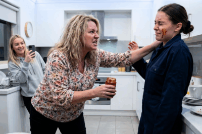 Mom Rubbed Chili Paste Into My Eyes for Refusing to Be My Sister’s Maid – “See What Real Pain Looks Like”